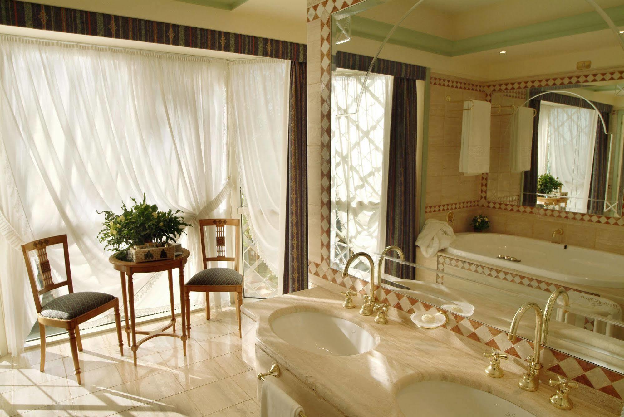 Hotel Club Il Baricentro กาเซมัสซิมา ภายนอก รูปภาพ
