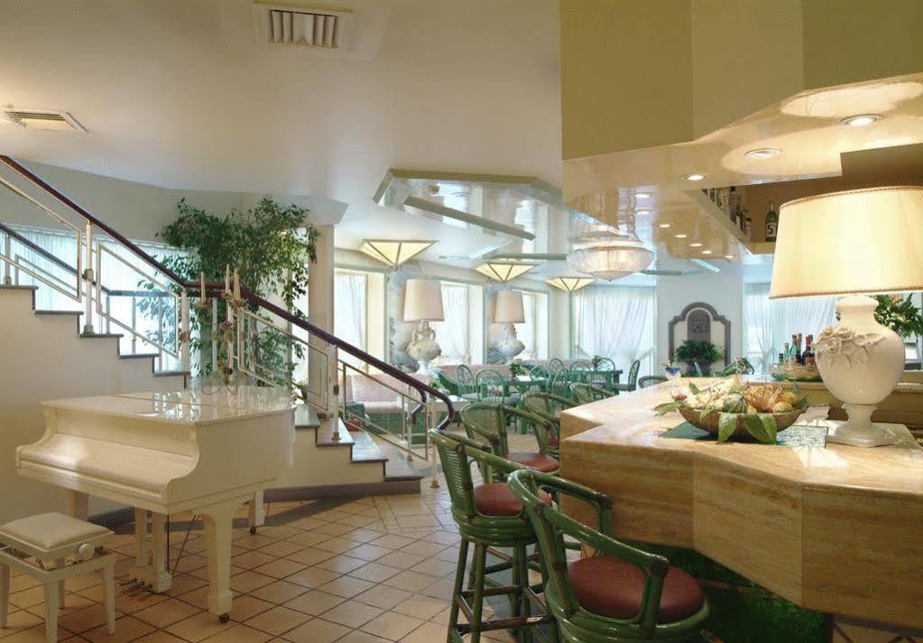 Hotel Club Il Baricentro กาเซมัสซิมา ภายใน รูปภาพ
